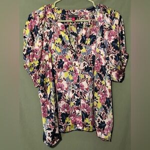 Vince Camuto Floral Split Neck Button-Front Short Sleeve Blouse ~ PL ~